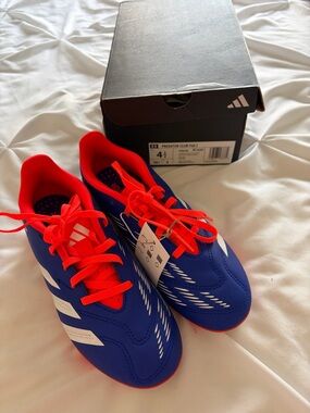 adidas Kids Blue & Red Predator Club Indoor Soccer Shoes, 4.5 Boys